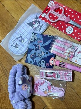 Sanrio bundle set! Kuromi, hello kitty and my melody